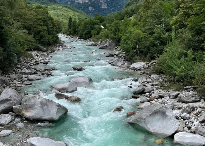 Casa Ai Lupi With Panoramic View 펜션 고르돌라