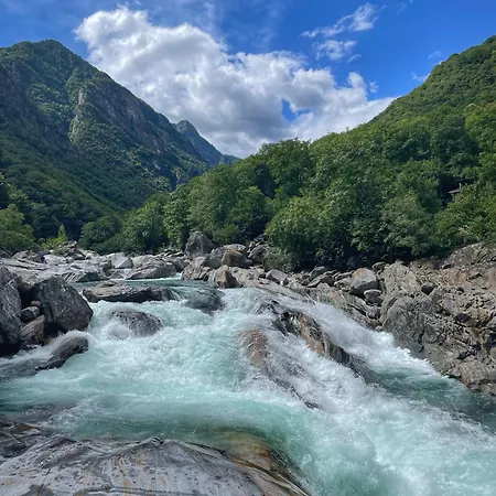 Casa Ai Lupi With Panoramic View Holiday home Gordola