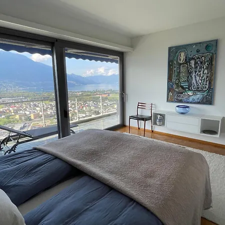 Casa Ai Lupi With Panoramic View Nyaraló Gordola