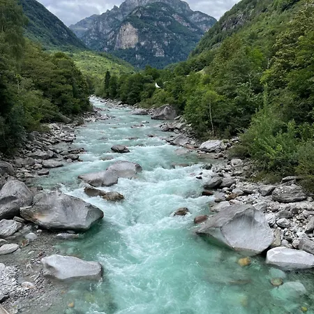 Casa Ai Lupi With Panoramic View Holiday home Gordola