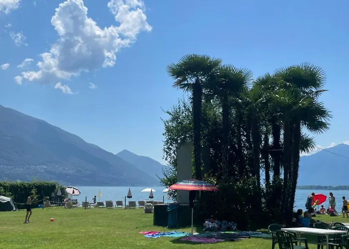 Casa Ai Lupi With Panoramic View Vakantiehuis Gordola